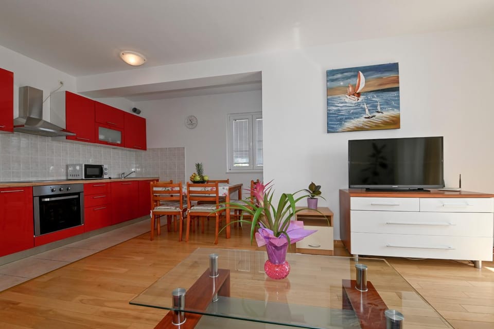 Vlado Apartment in Makarska