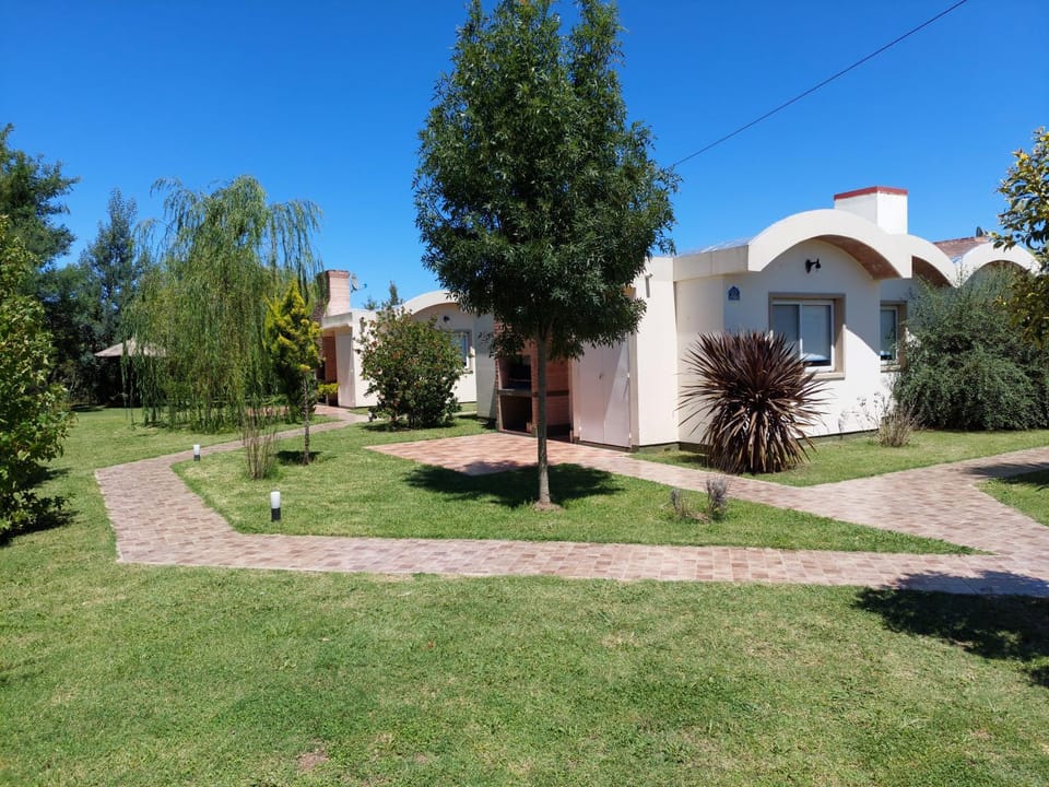 Cabañas Elabu House in Buenos Aires Province