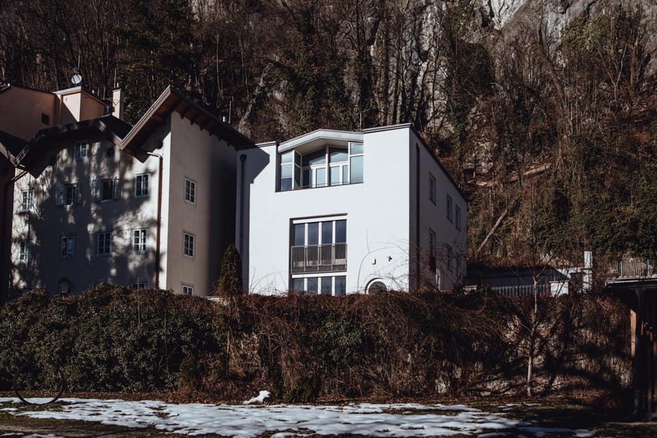 Property building, Facade/entrance, Spring, Day, Natural landscape, Mountain view, Mountain view