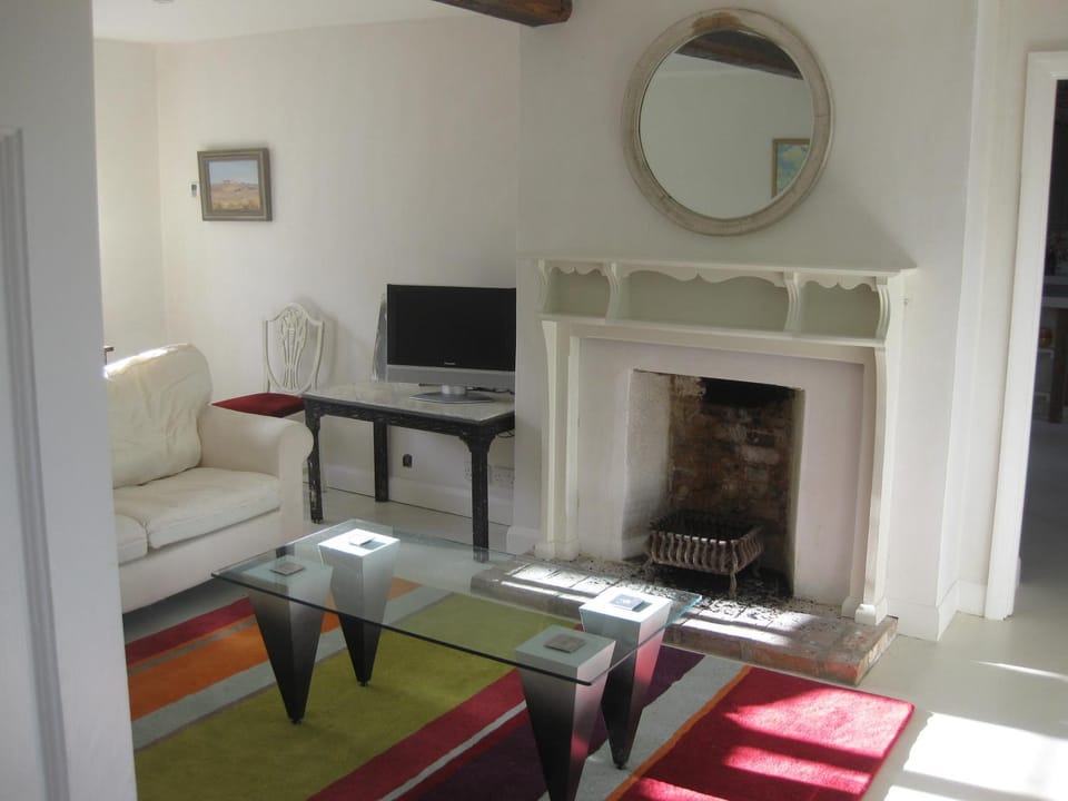 Job's Mill Cottage House in England