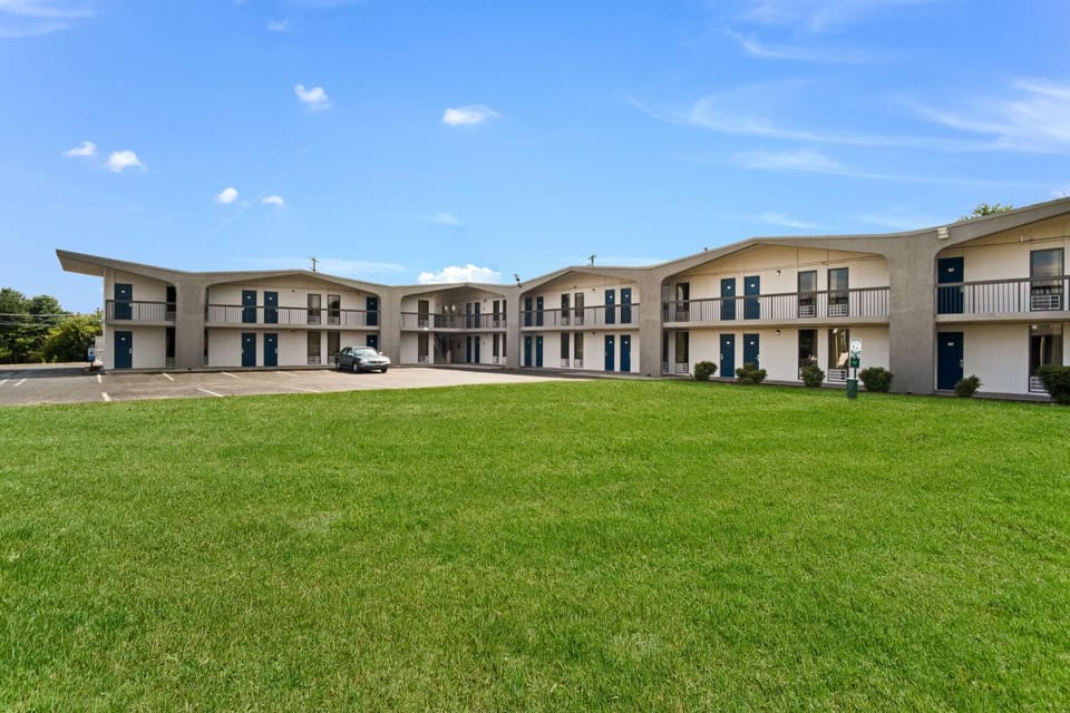 Property building, On site