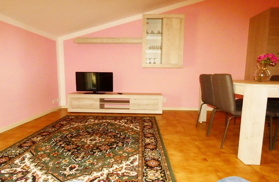 TV and multimedia, Living room