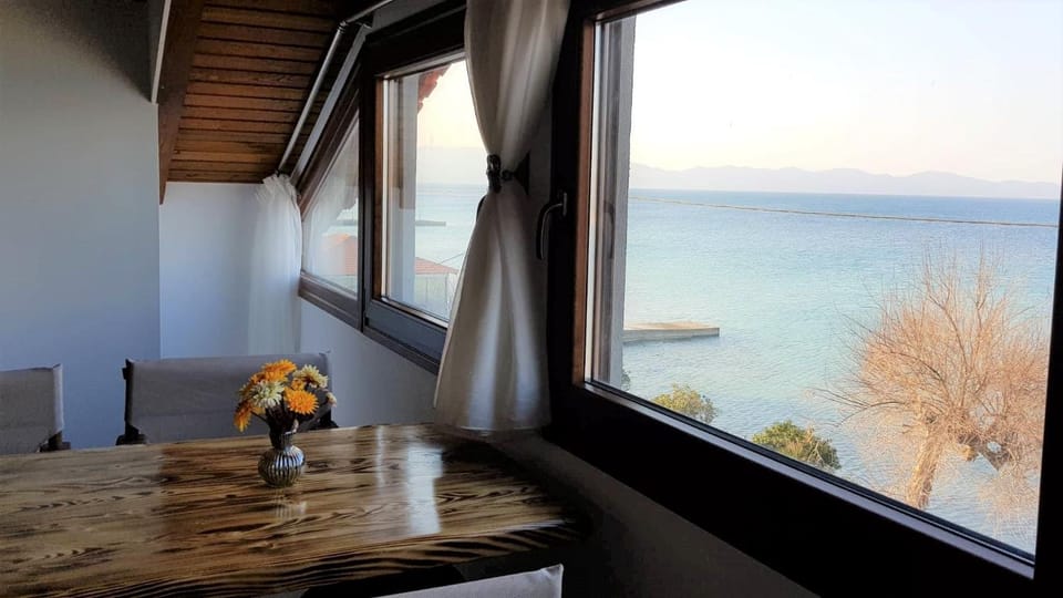 Dining area, Sea view