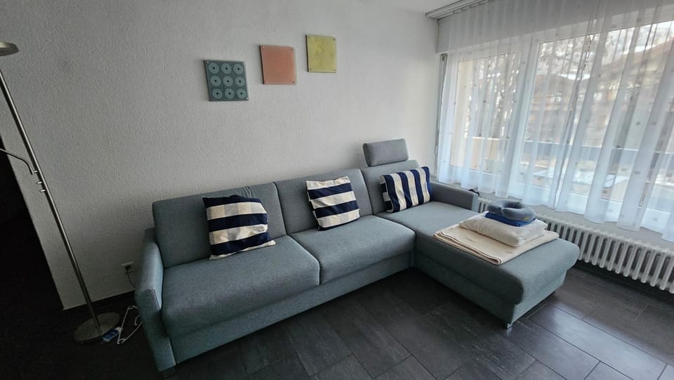 Living room, Bedroom