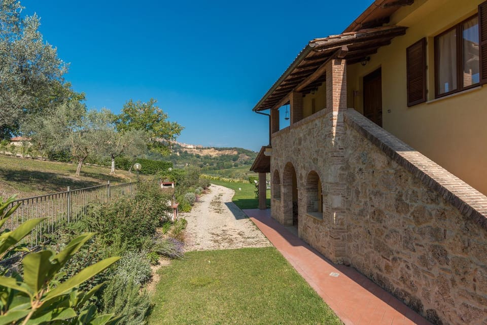 The Grapevine by MANVI Bed and Breakfast in Tuscany