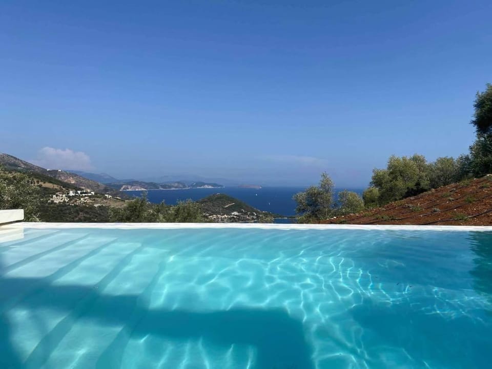 Pool view, Sea view, Swimming pool
