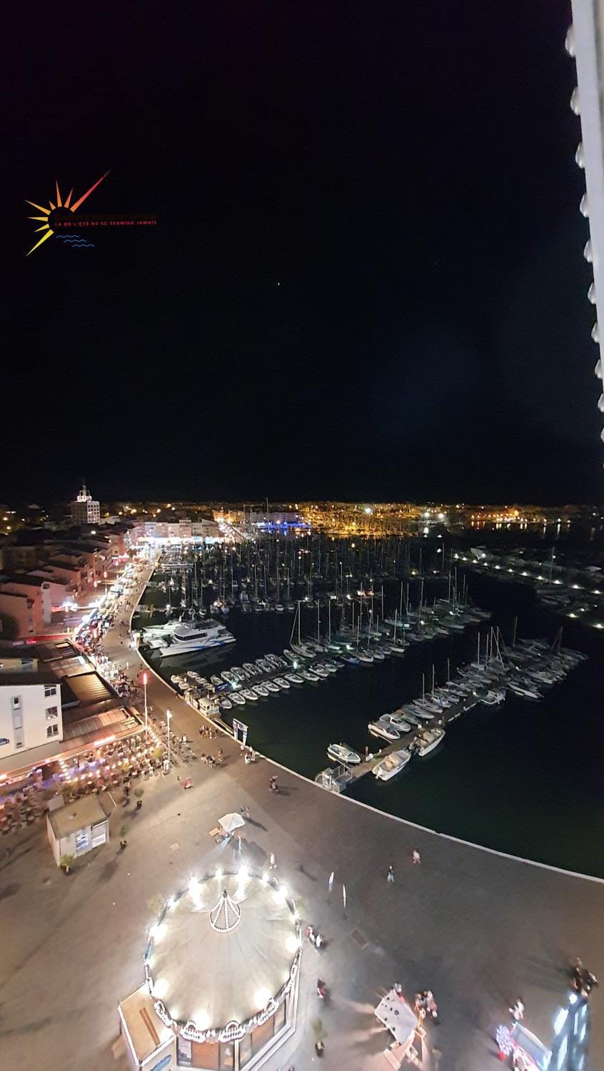 Paradise View Studio Cap d'Agde vue mer, 1 pièce, 4 personnes Apartment in Agde