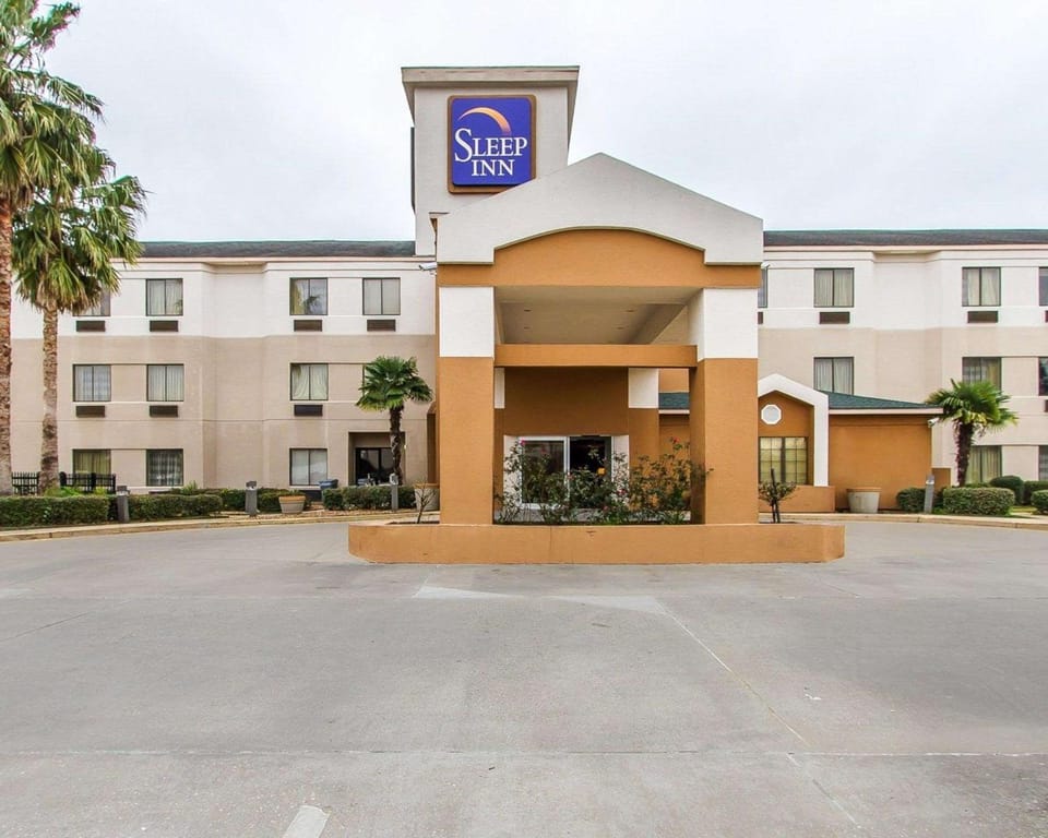 Property building, On site