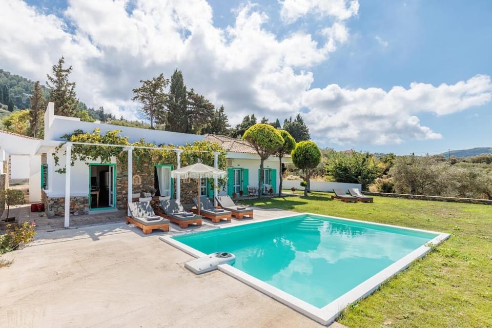 Villa Eleonas Heritage in Skopelos island Villa in Skopelos