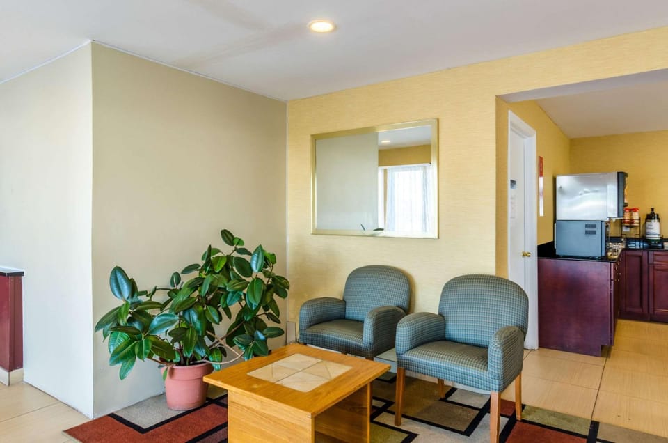 Lobby or reception, On site