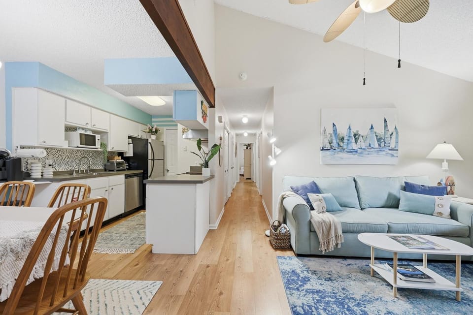 Dog Friendly Forest Ridge Condo Close to Beach Apartment in Fernandina Beach