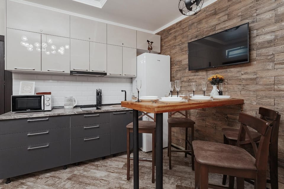 Communal lounge/ TV room, TV and multimedia, Kitchen or kitchenette, Dining area