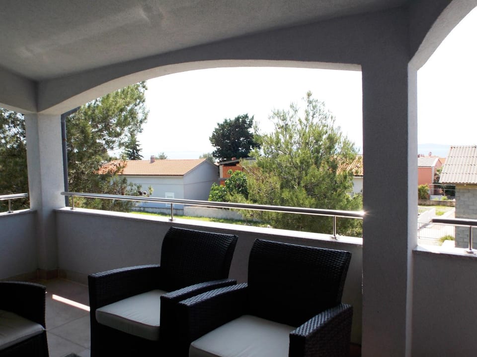 View (from property/room), Balcony/Terrace