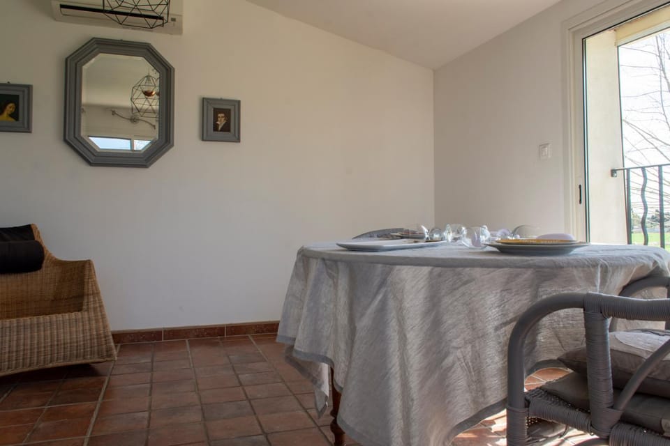 Mas l'espero Apartment in Arles