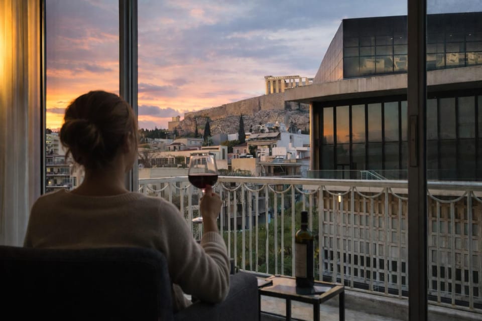 Balcony/Terrace, Living room, City view, Landmark view