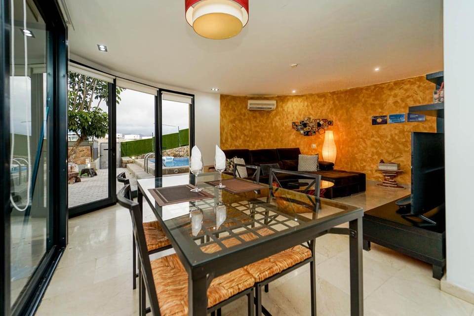 Villa Las Terrazas 17 Exclusive Chill Out and Pool By Canarias Prime Homes Villa in Comarca Sur