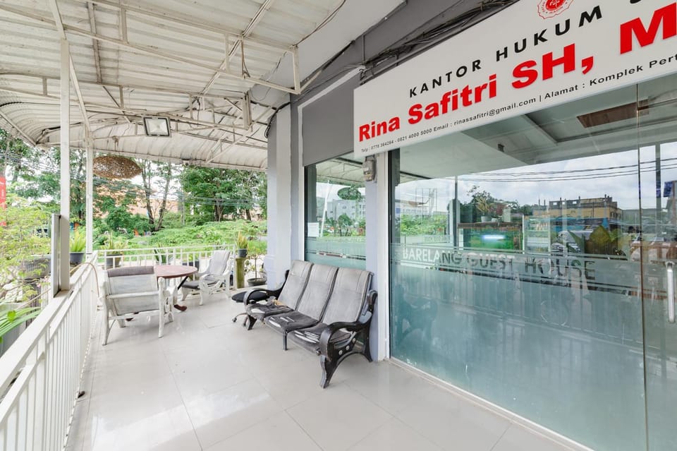 Seating area