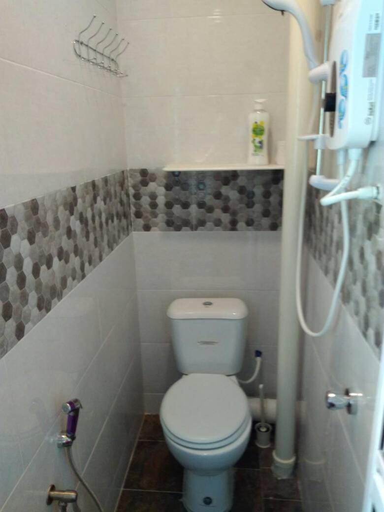 Fastbook Majestic Home 10pax Apartment in George Town