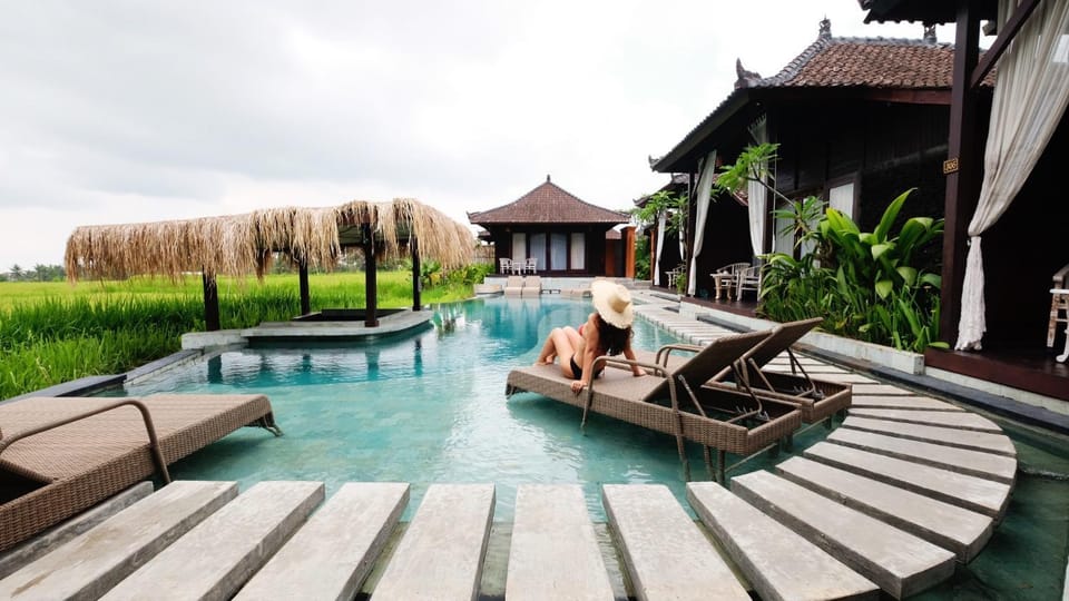Property building, Pool view, Swimming pool