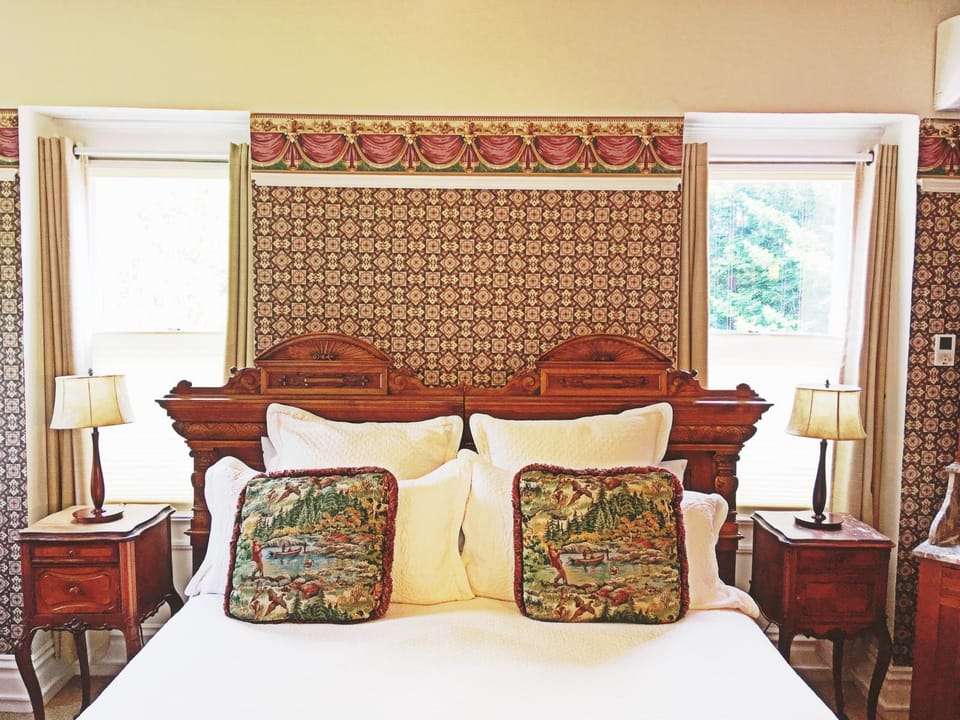 Churchill Manor Bed and Breakfast in Napa Valley