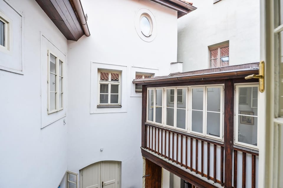 COZY QUIET STUDIO AT CHARLES BRIDGE Apartment in Prague