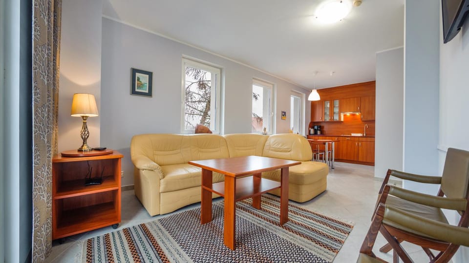 Kitchen or kitchenette, Living room, Seating area