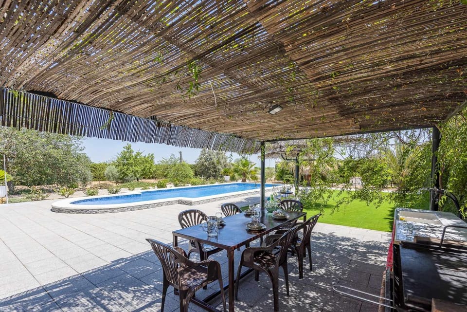 BBQ facilities, Garden, Garden view, Pool view, Swimming pool