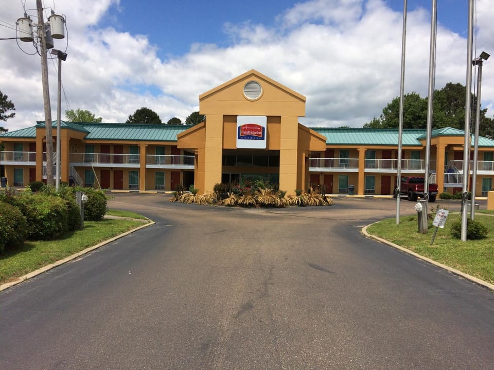 Facade/entrance, Day, Property logo or sign, Property logo or sign, Summer, View (from property/room)