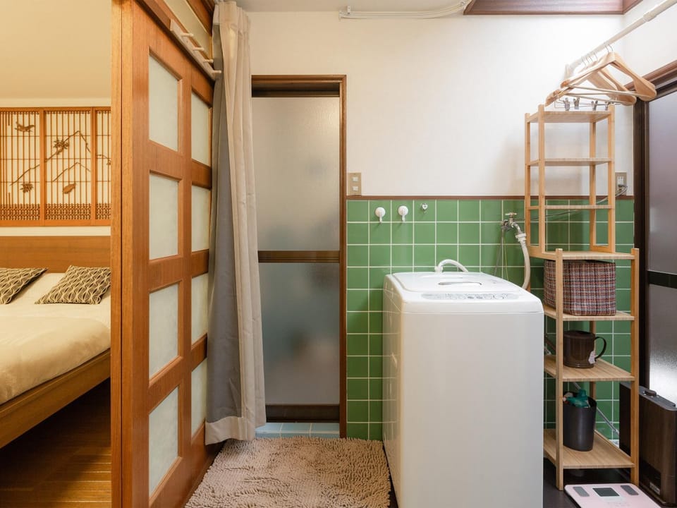 laundry, washing machine