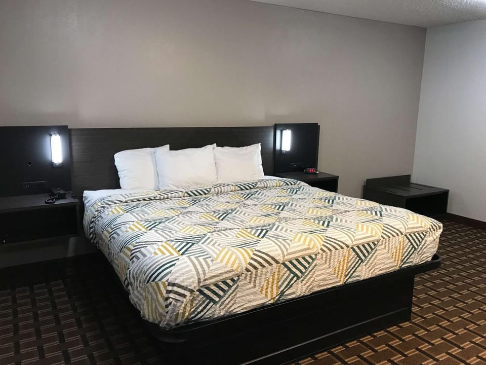Photo of the whole room, Bedroom, On site