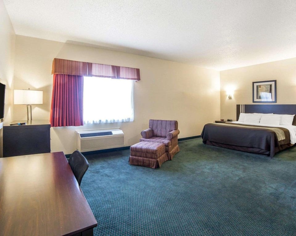 Photo of the whole room, On site