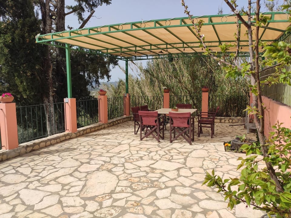 Casa Rondine Apartment in Corfu, Greece