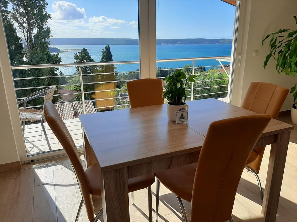 Red Rose Apartment Apartment in Portorož