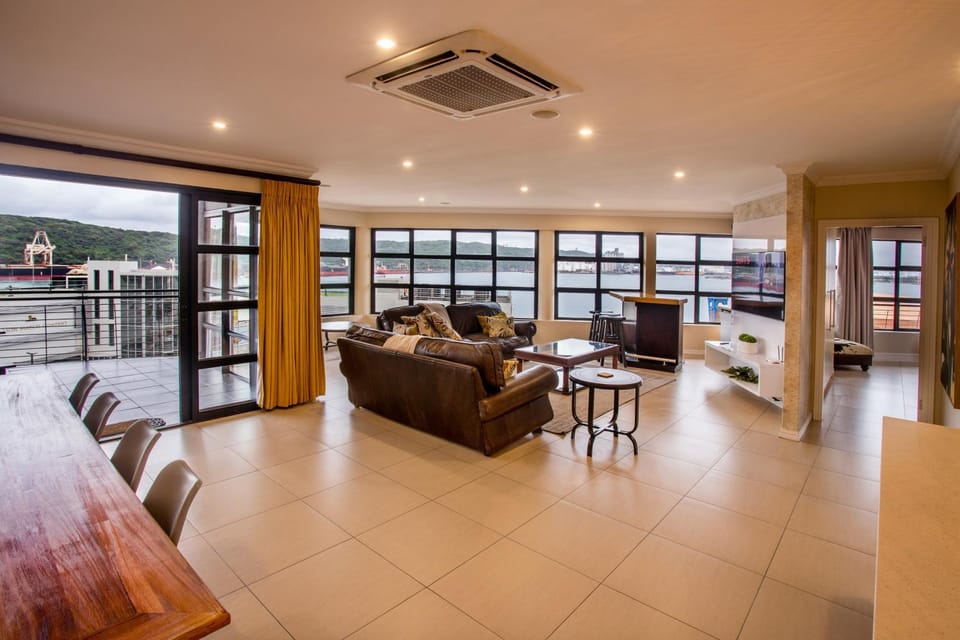 Patio, Lounge or bar, Dining area, Bedroom