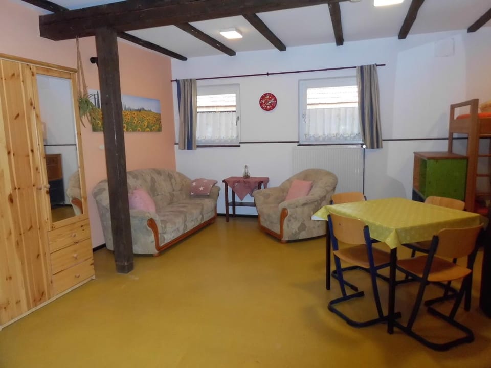 Das Haus mit der roten Telefonzelle Vacation rental in Lower Saxony, Germany
