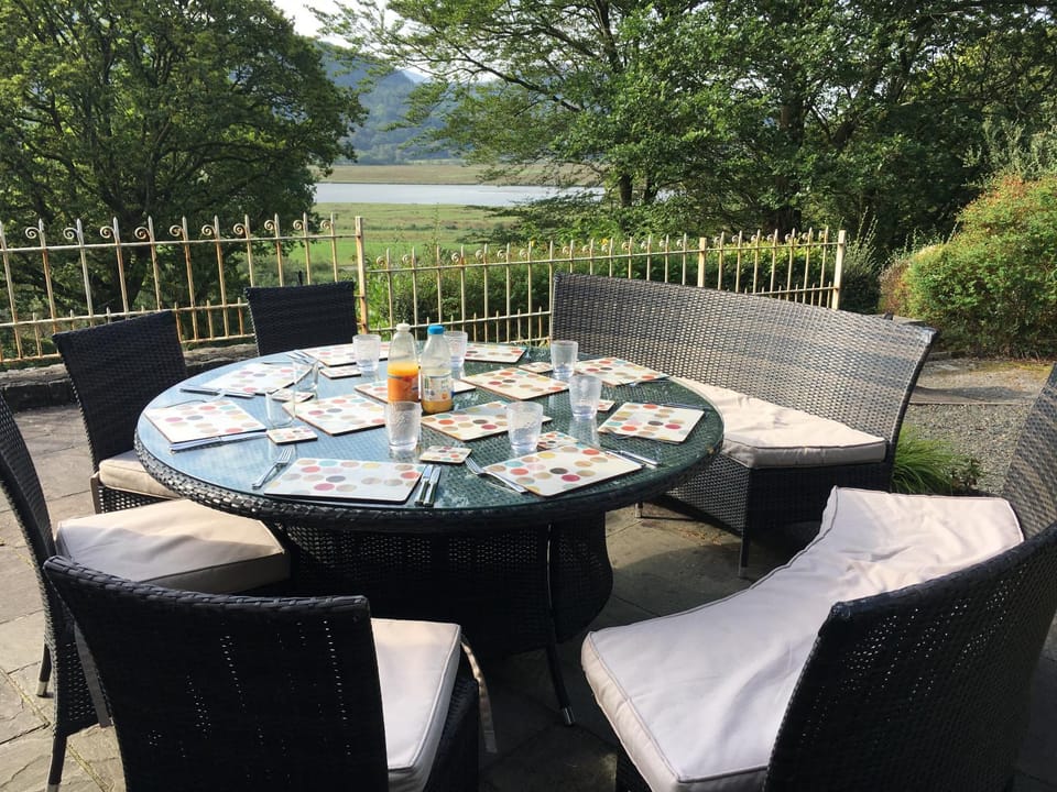 Patio, Natural landscape, Seating area, Mountain view, River view
