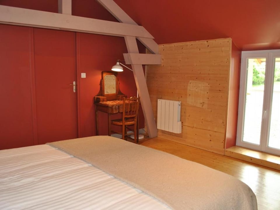 Maison de Vigneron Restaurée avec Jardin Clos, Équipement Complet, au Cœur d'une Forêt - FR-1-381-218 House in Centre-Val de Loire