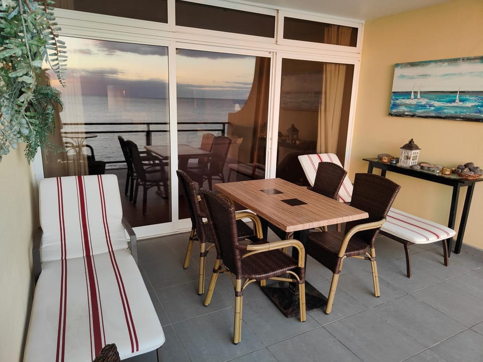 Balcony/Terrace, Dining area