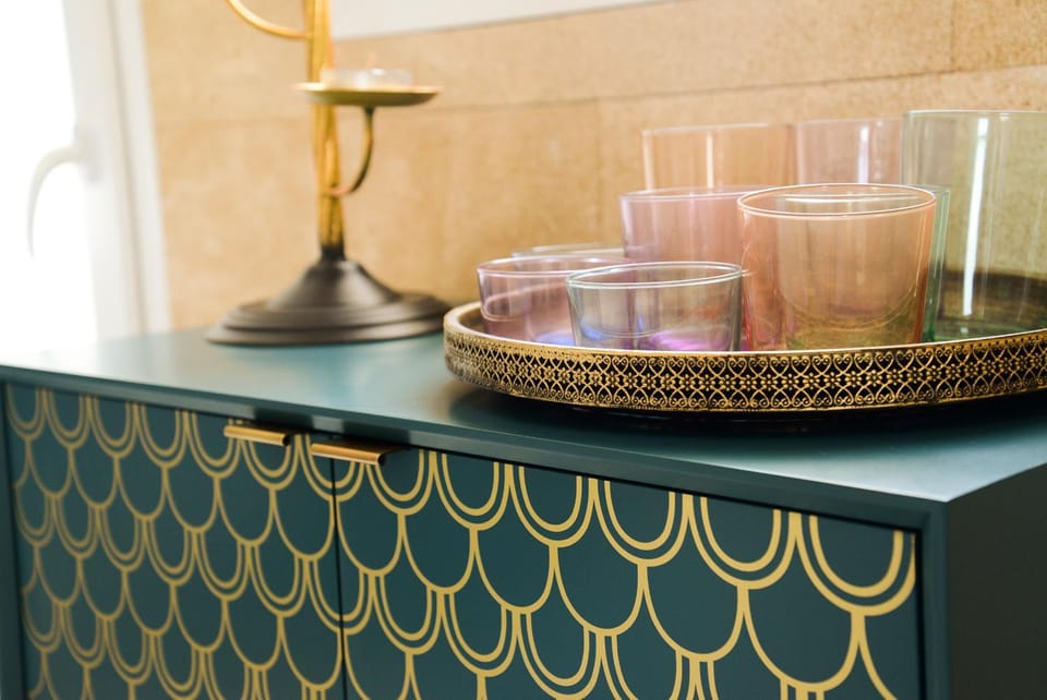 Kitchen or kitchenette, Decorative detail