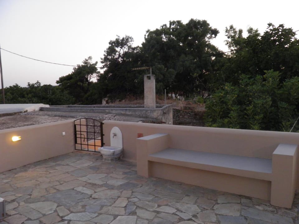 View (from property/room), Balcony/Terrace