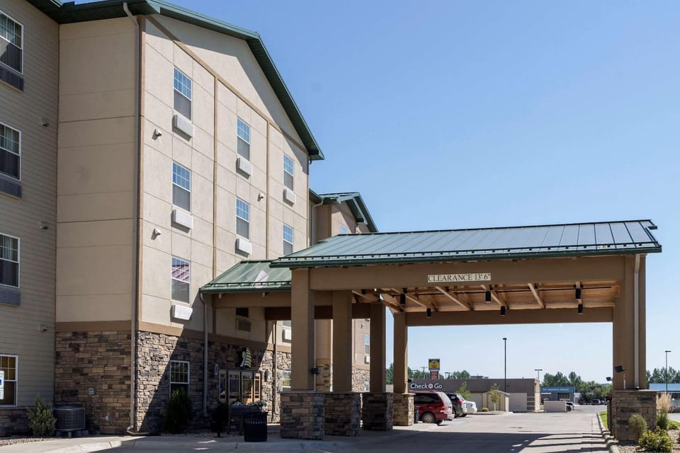 Property building, On site