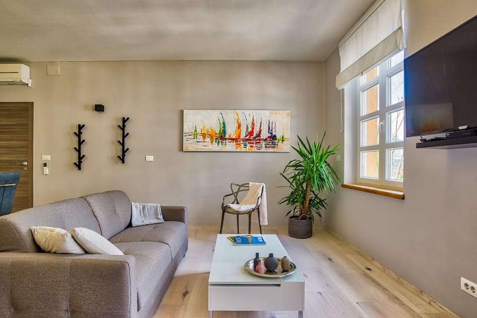 Parkside Amphitheatre Apartments with free parking Apartment in Pula