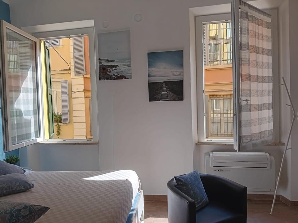 Via Guido Panciroli il guscio Apartment in Reggio Emilia