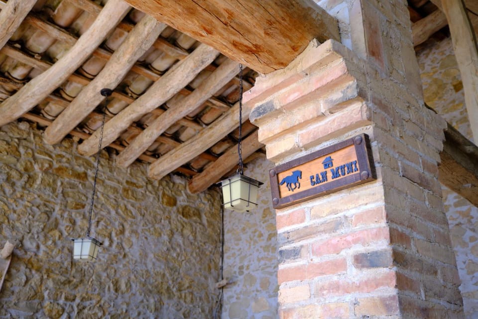 Property building, Decorative detail