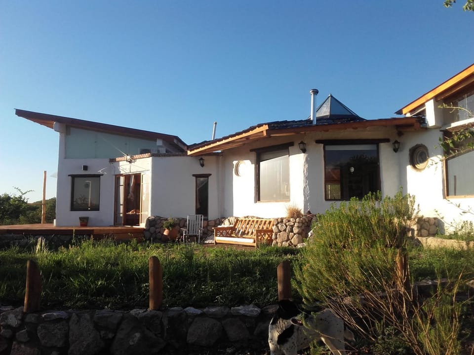 Property building, Day, Garden, Garden view