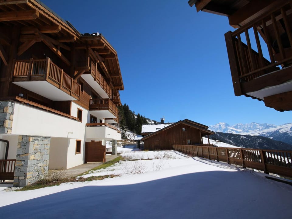 Appartement 2 pièces neuf avec parking et accès piscine - FR-1-293-244 Apartment in Villard-sur-Doron