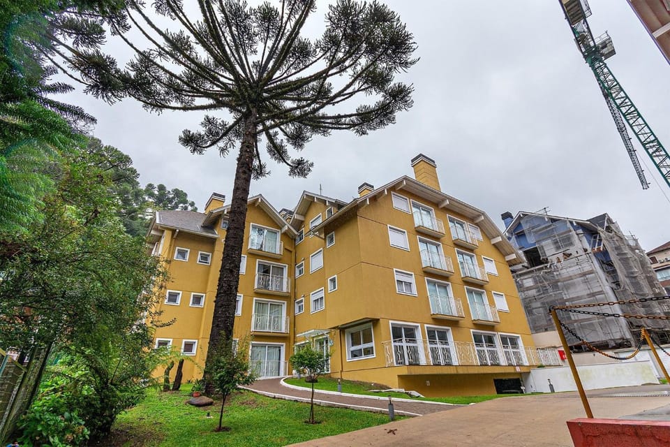 Rosa Edifício Orquídeas Apartment in Gramado
