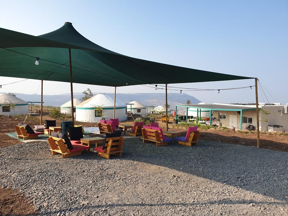 Village on the Cliff Luxury tent in North District