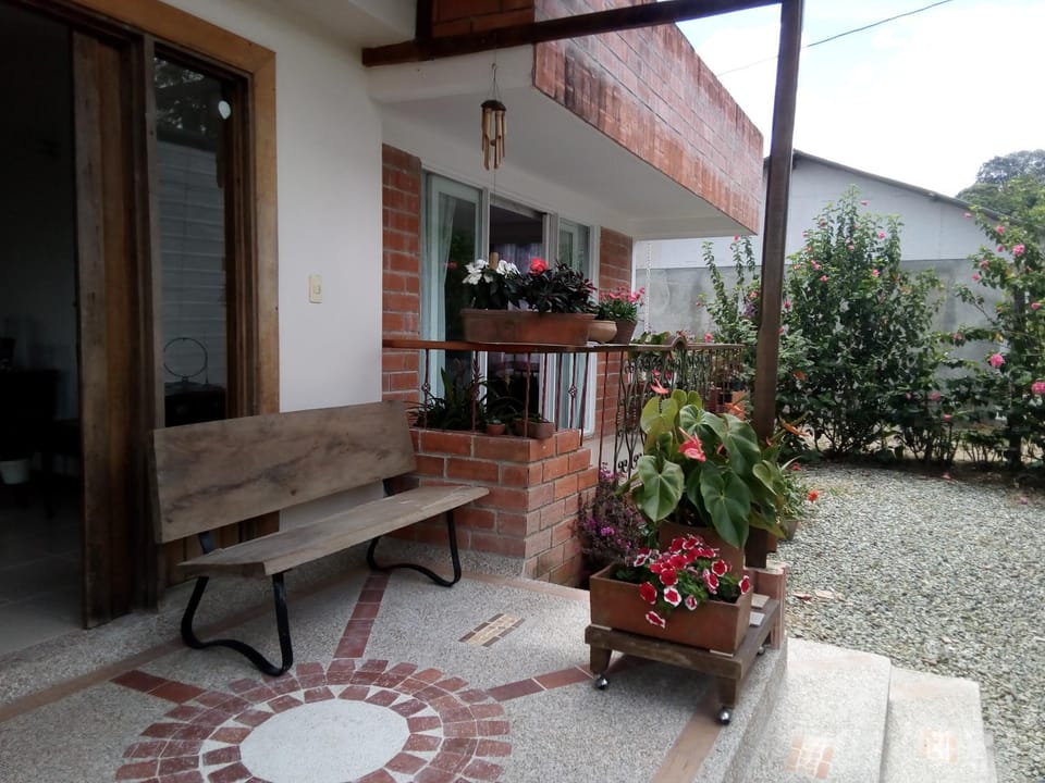 Casa Campestre La Quinfalia Country House in Quindio, Colombia