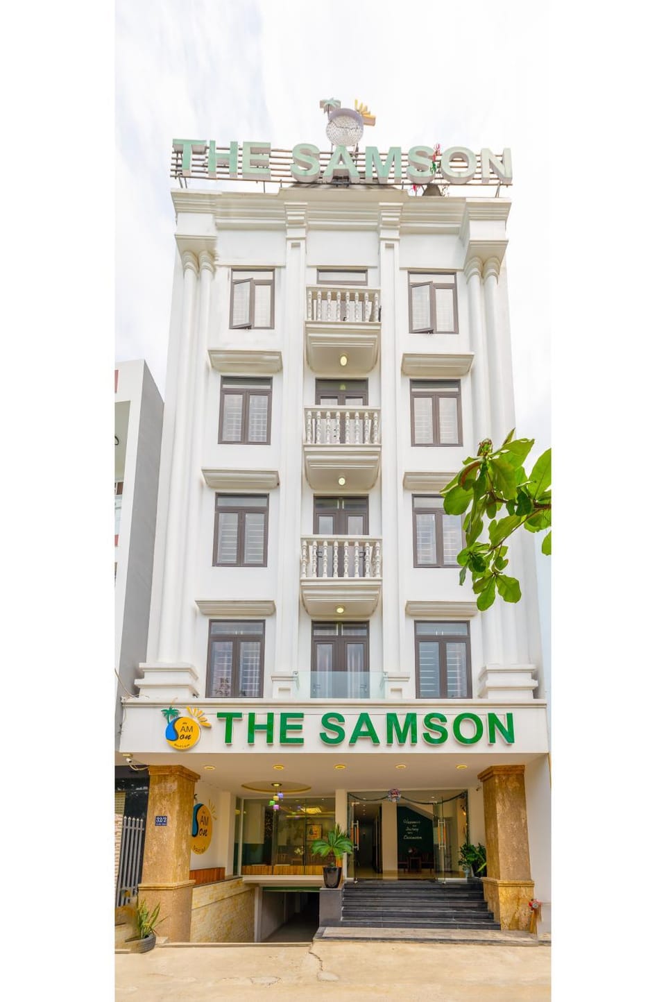 Property building, Facade/entrance
